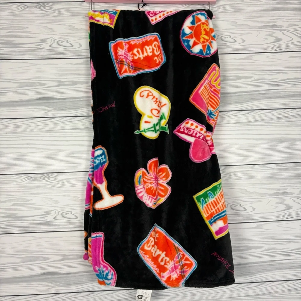 Betsey Johnson Ultra Soft Plush Throw Blanket Paris Colorful NWT